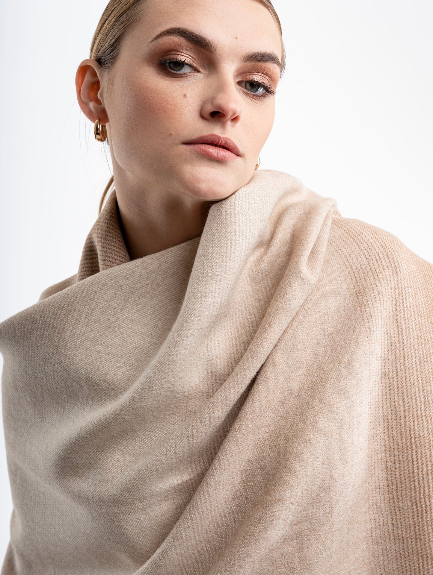 Dalcielo Baby Alpaca Ombre Shawl ECO Friendly