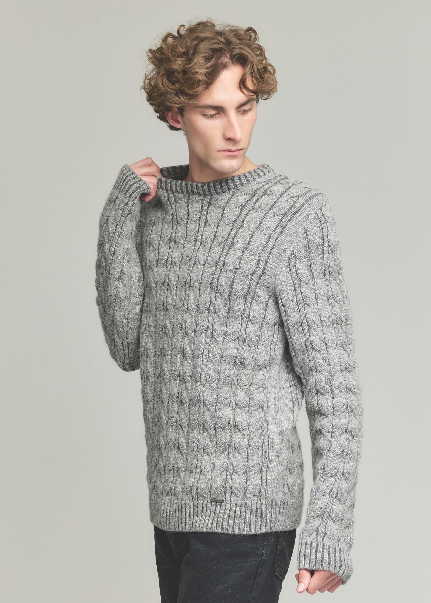 Yasikov Sweater