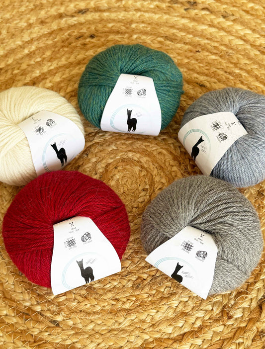 Fine Alpaca Yarn HK 8 ply